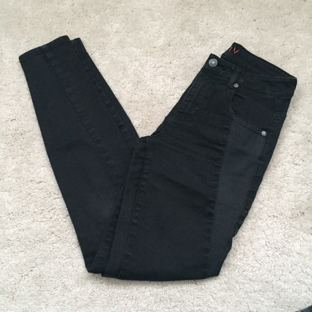 high waisted black jeggings